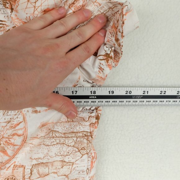 Chicos Womens Button Up Shirt 0 White Red Short Sleeve Travel All Over Print - Picture 8 of 9